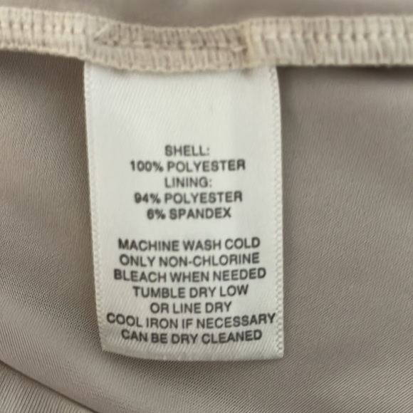 White House Black Market top size small khaki top - Picture 14 of 14